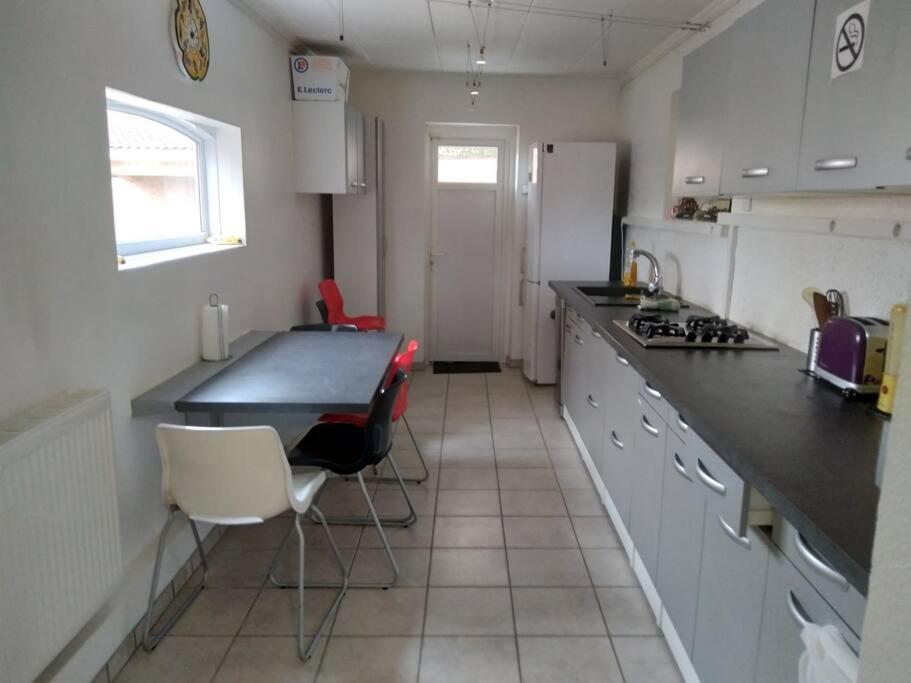Comme A La Maison ! Chavanoz Dış mekan fotoğraf